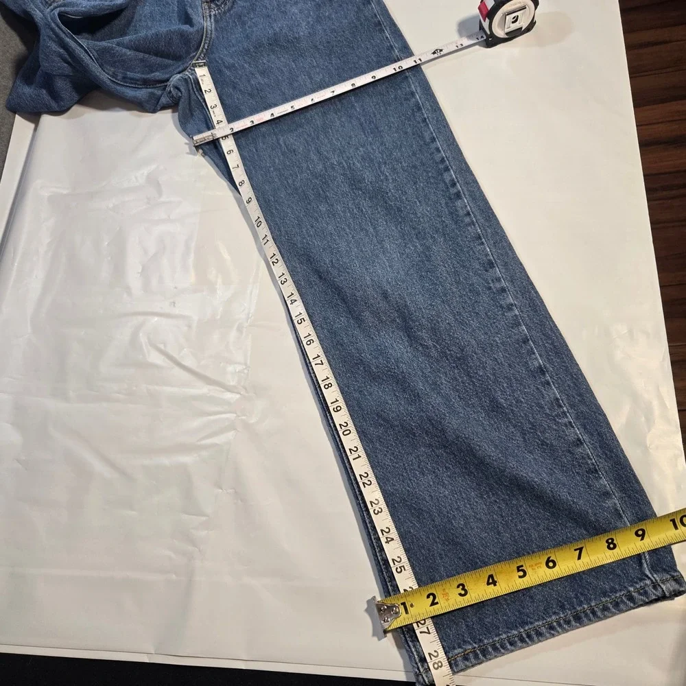 Levis High Waisted Straight Jeans Medium Wash Blue Denim W25 L29 A0092-0010